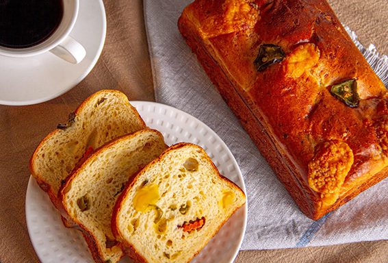 Pan de queso crema y jalapeño